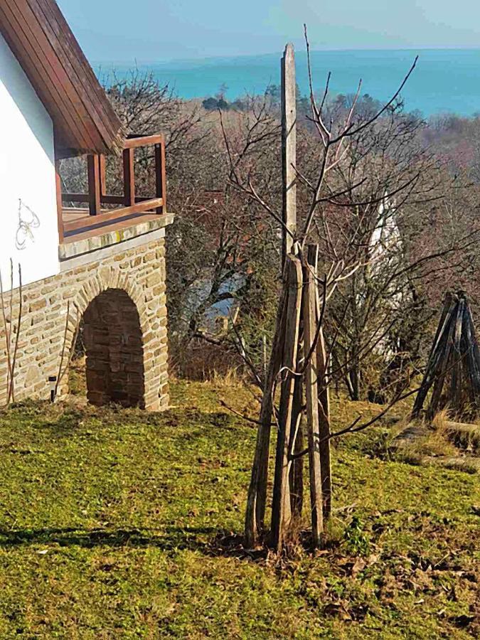 Villa Korozsa Vendeghaz تيهاني المظهر الخارجي الصورة