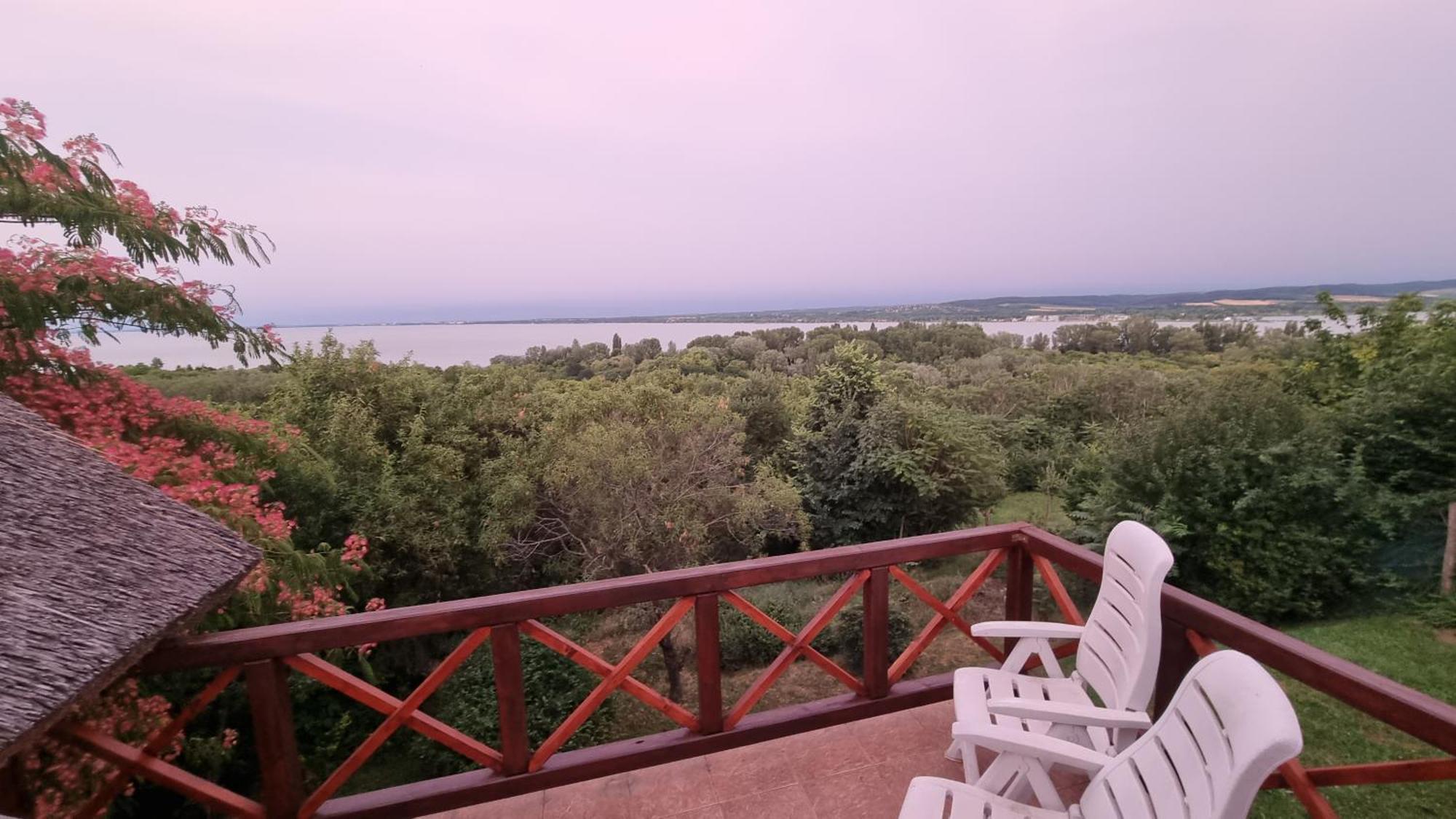 Villa Korozsa Vendeghaz تيهاني المظهر الخارجي الصورة